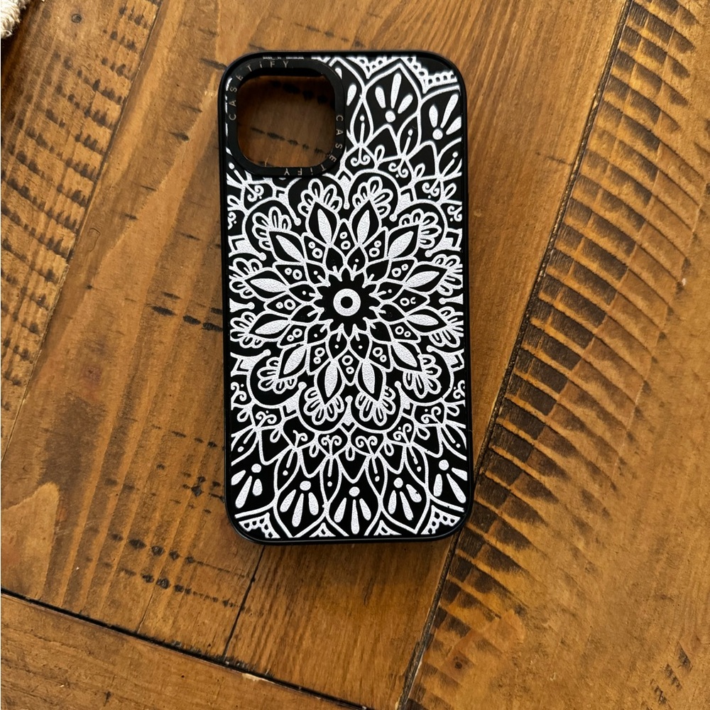 Casetify -iPhone 13